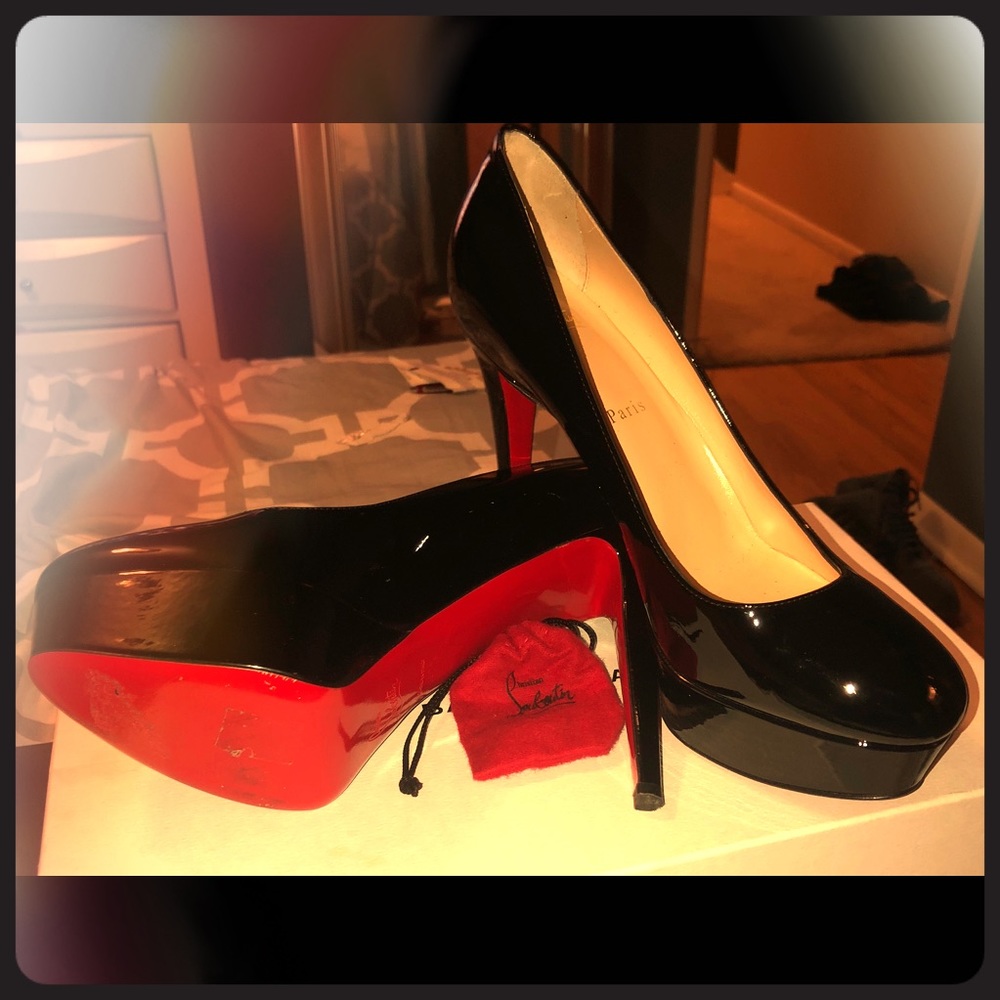 Christian Louboutin size 40.5